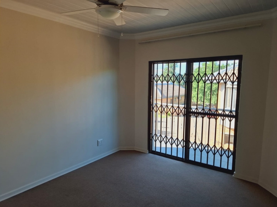 3 Bedroom Property for Sale in Langenhovenpark Free State